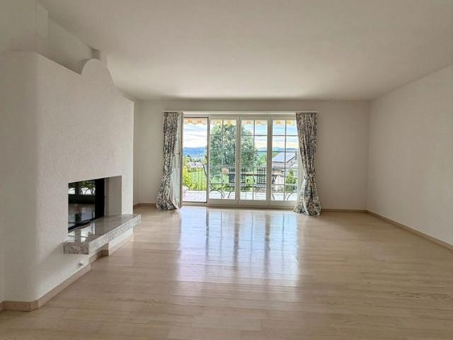 Apartment mieten in Uetikon am See, Bezirk Meilen