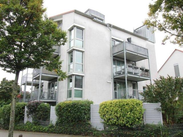 Wohnung kaufen in Neuostheim/Neuhermsheim, Mannheim