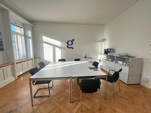 Büro mieten in Einigen, Zürich