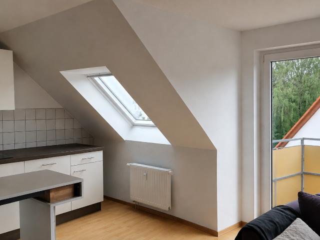Dachgeschosswohnung kaufen in Wullenstetten, Senden