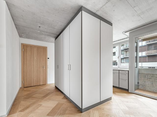 Wohnung mieten in Einigen, Zürich