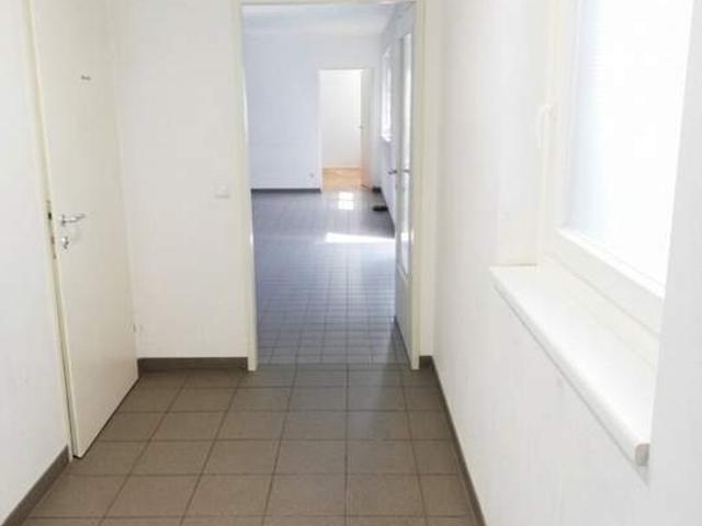 Gewerbe mieten in Wienerfeld, Wien