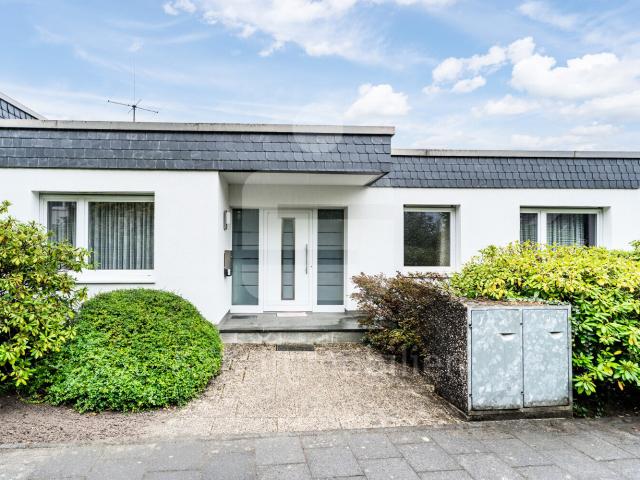 Bungalow kaufen in Bergisch Gladbach, Nordrhein-Westfalen