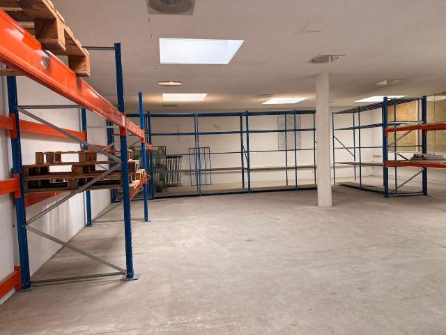 Industrie kaufen in Stadtbezirk 8, Düsseldorf
