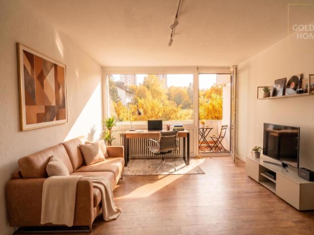 Wohnung kaufen in Lerchenau, München