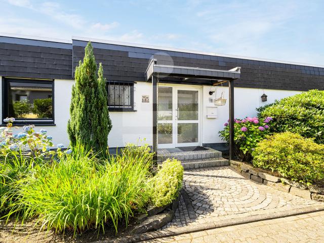 Bungalow kaufen in Bergisch Gladbach, Nordrhein-Westfalen