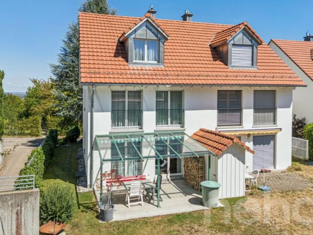 Einfamilienhaus kaufen in Maur, Zürich