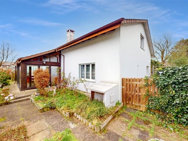 Einfamilienhaus kaufen in Glattfelden, Zürich