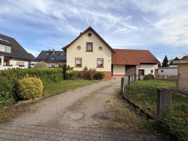 Erdgeschosswohnung kaufen in Bühl, Baden-Württemberg