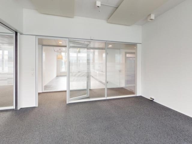 Büro mieten in Opfikon, Zürich
