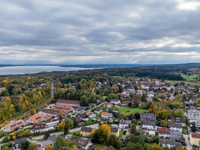Erdgeschosswohnung kaufen in Feldafing, Bayern