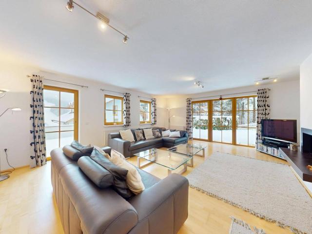 Haus kaufen in Rußbach am Paß Gschütt, Salzburg