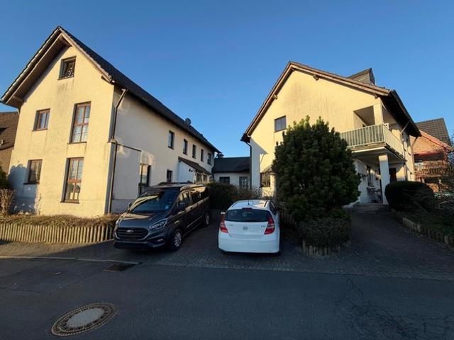 Mehrfamilienhaus kaufen in Niederlückerath, Ruppichteroth