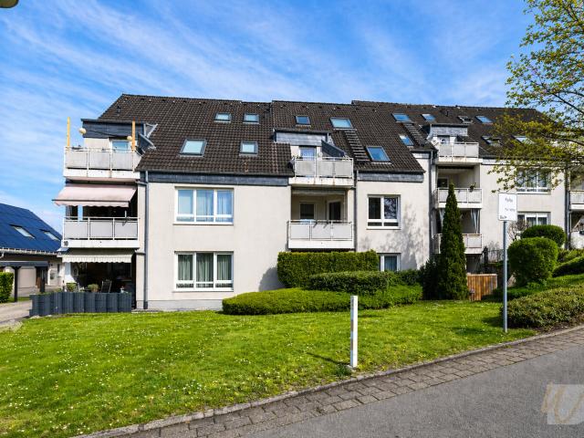 Mehrfamilienhaus kaufen in Wald, Solingen