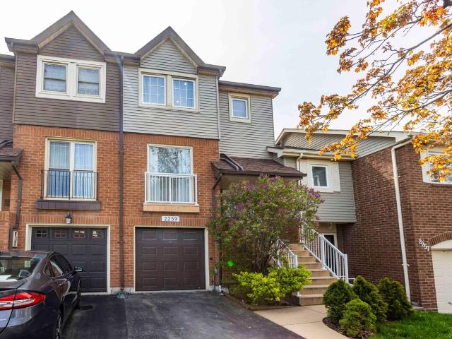 House for rent in Oakville, Ontario