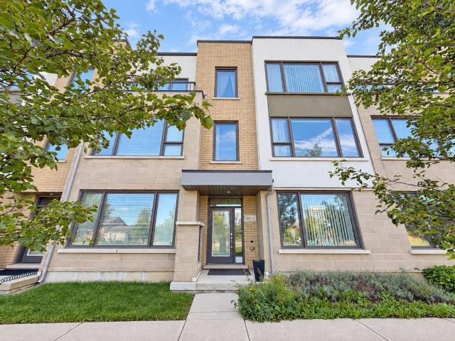House for rent in Oakville, Golden Horseshoe