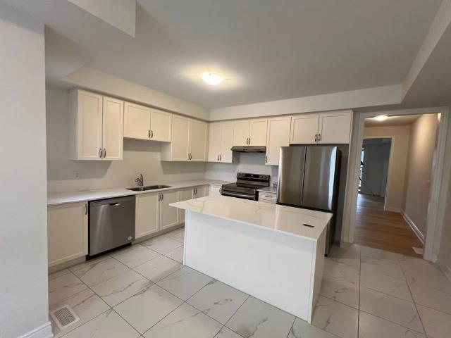 House for rent in Oakville, Ontario