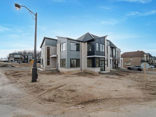 House for rent in Oakville, Ontario