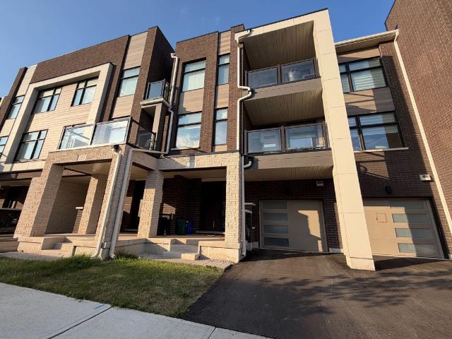 House for rent in Oakville, Golden Horseshoe