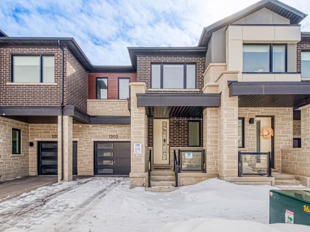 House for rent in Oakville, Ontario