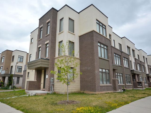 House for rent in Oakville, Ontario