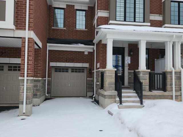 House for rent in Oakville, Ontario