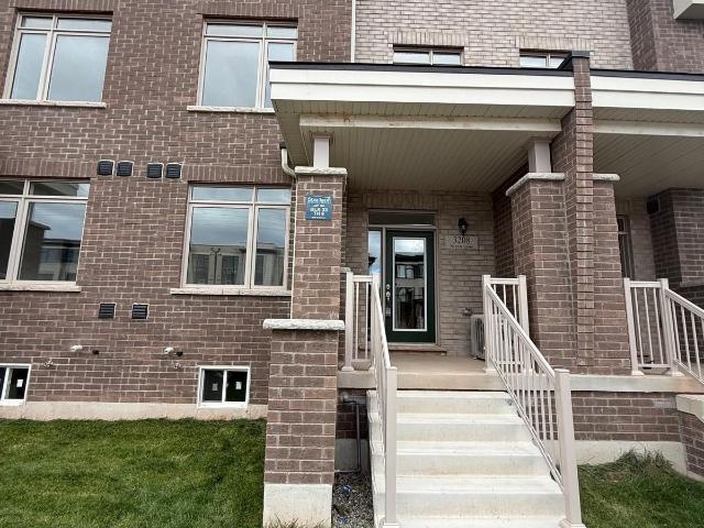 House for rent in Oakville, Ontario