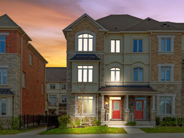 House for rent in Oakville, Ontario