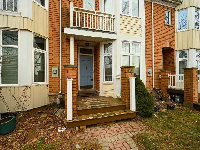 House for rent in Oakville, Ontario