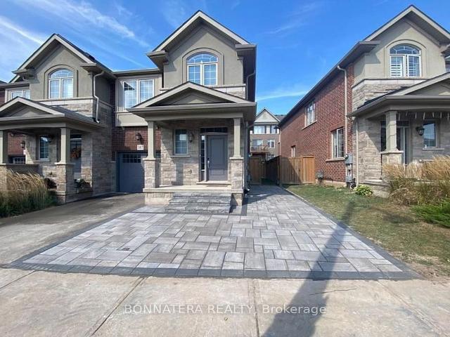 House for rent in Oakville, Ontario