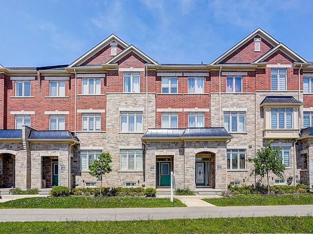 House for rent in Oakville, Ontario