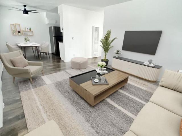 Apartment for rent in Canoga Park, California