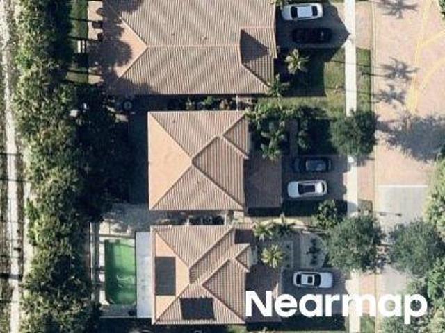 House for sale in Palm Beach