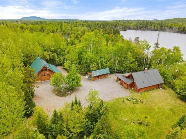 House for sale in Maine