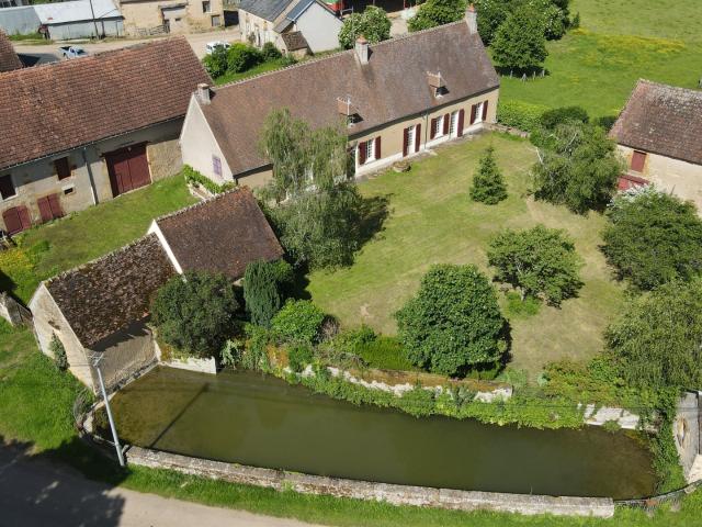 Maison vente à Clamecy, Anthien