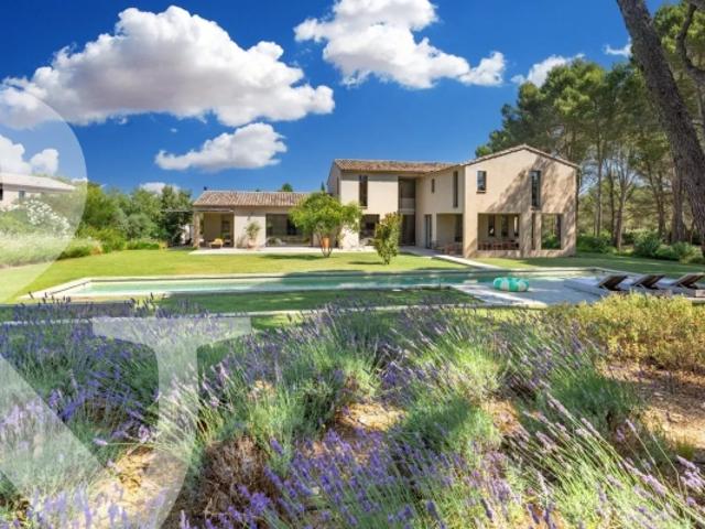 Maison vente à Arles, Eygalières