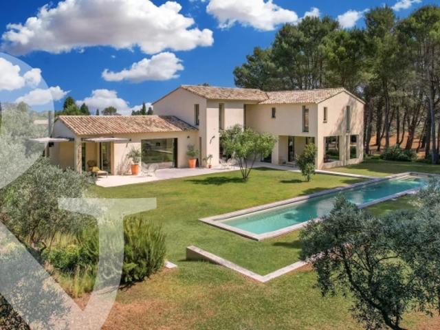 Maison vente à Arles, Eygalières