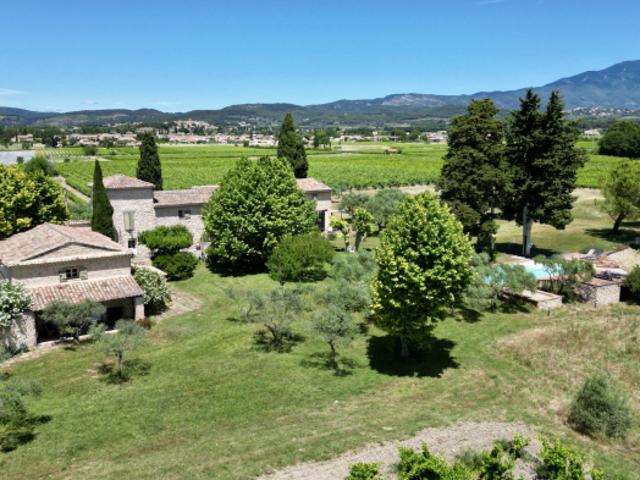 Maison vente à Carpentras, Crillon-le-brave