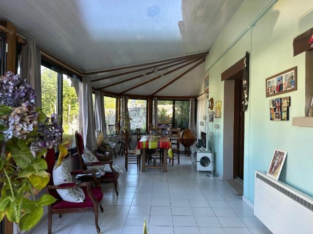 Maison vente à La Vacherie, Distré