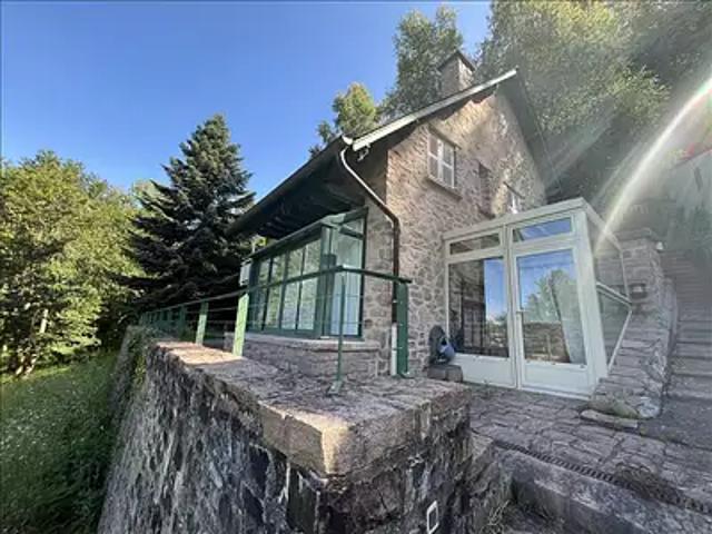 Maison location à Brive-la-Gaillarde, Aubazines