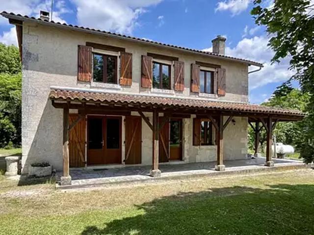 Maison vente à Angoulême, Aubeterre-sur-dronne