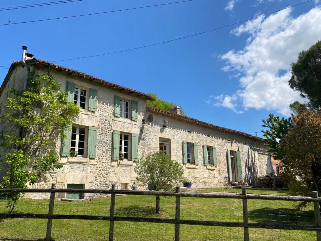 Maison vente à Aubeterre-sur-dronne