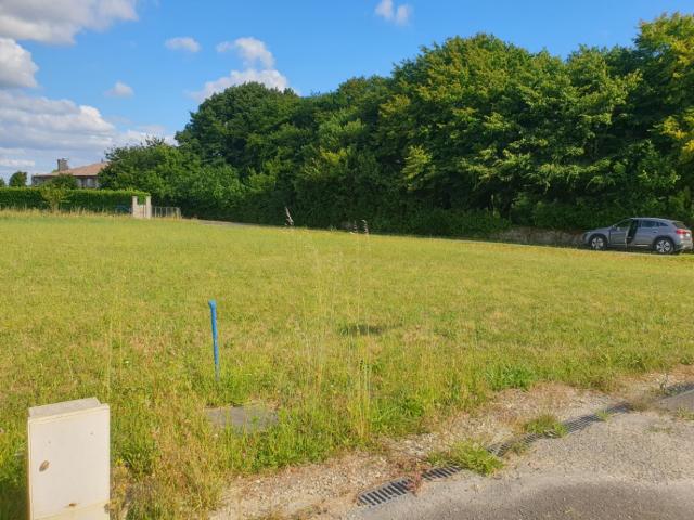 Terrain vente à France métropolitaine, Aubie-et-espessas