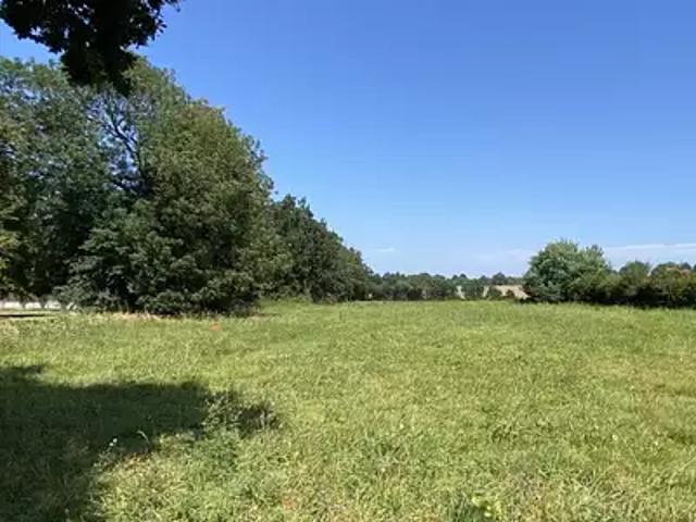 Terrain vente à La Civrenière, Aubigny