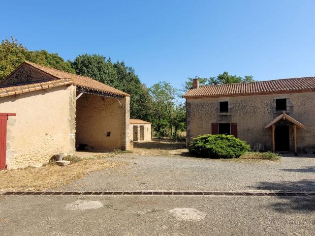 Maison vente à Parthenay, Aubigny