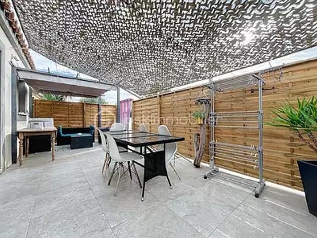 Maison vente à Nîmes, Aubord