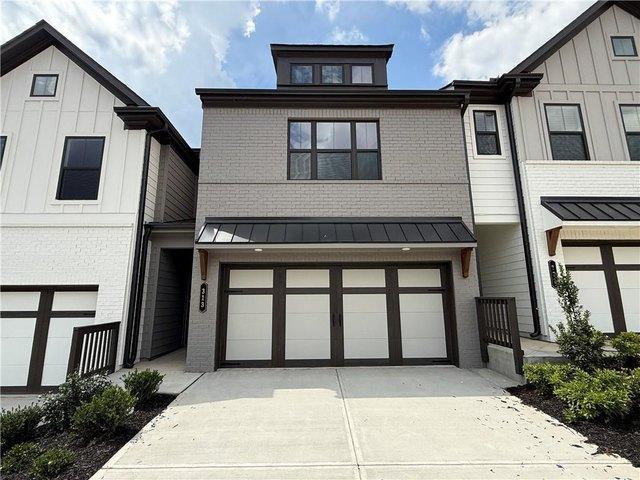 Townhouse for sale in Auburn, Georgia