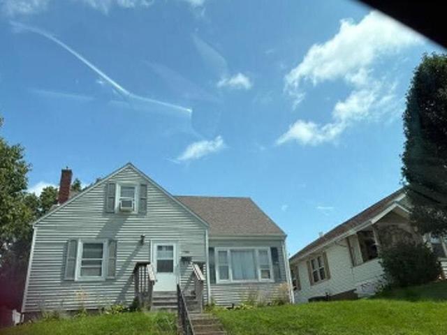 House for sale in College Grandview District, Dubuque