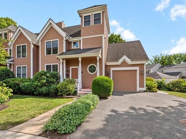Condo for sale in Auburndale, Newton