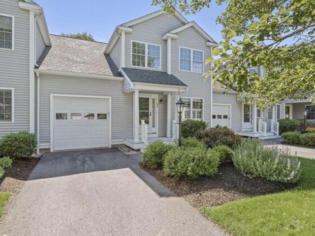Condo for sale in Whitman, Massachusetts